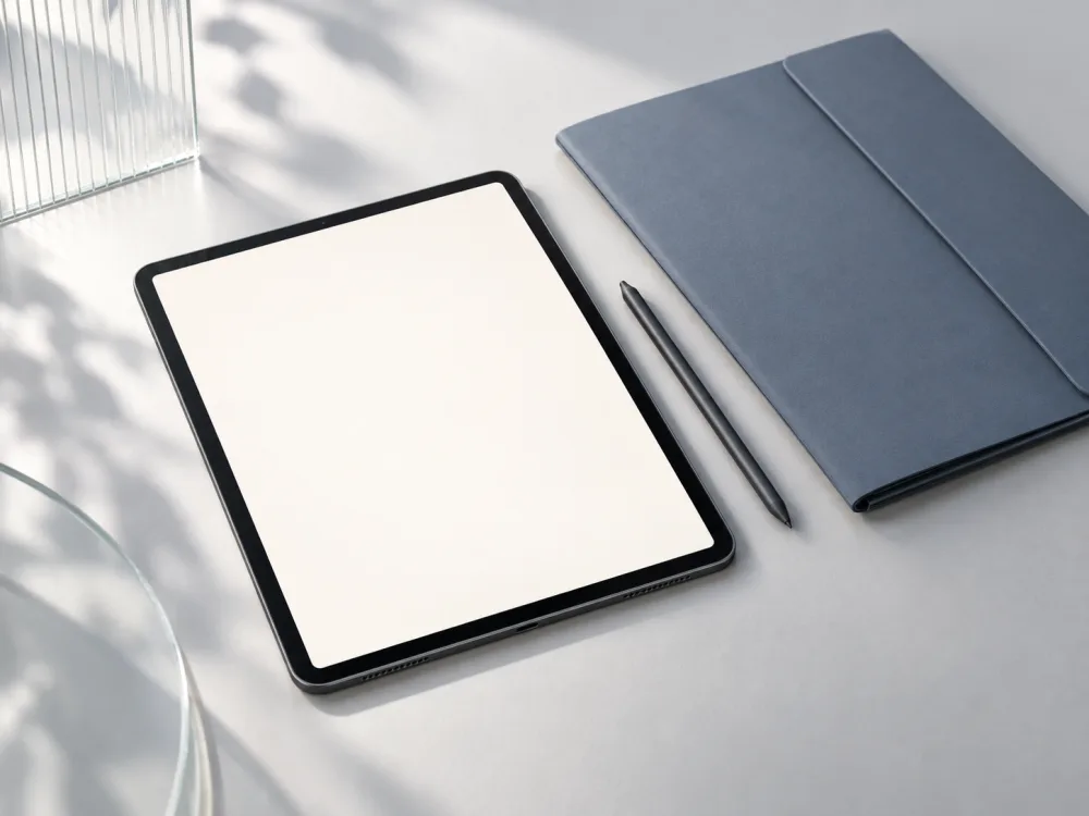 Tablet, stylus and document folder for preparing for a consultation